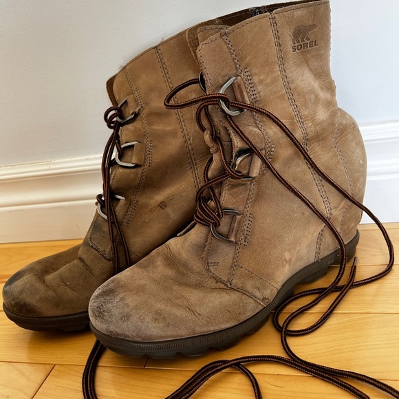 Sorel Joan of Arctic Ash Brown Wedge Boots Size 9.5 - Picture 3 of 8